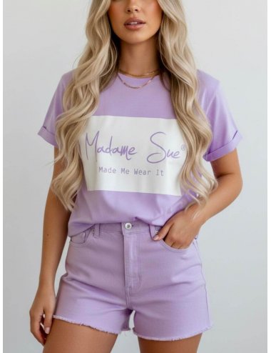 Madame Sue Bluzka T-shirt